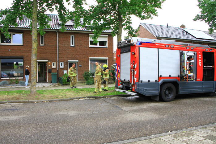 Bewoner boort door gasleiding