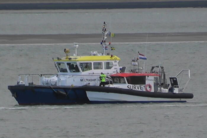 Brand na mogelijk explosie op schip Westerschelde