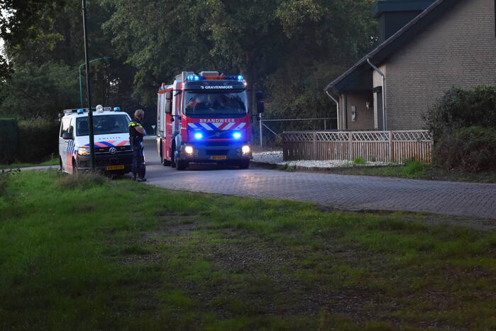 Oude Volvo zwaar beschadigd vanwege brand