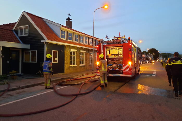 Flinke rookontwikkeling bij uitslaande schuurbrand