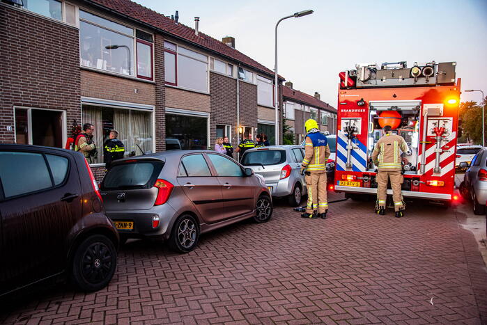 Bewoner ademt rook in bij keukenbrand