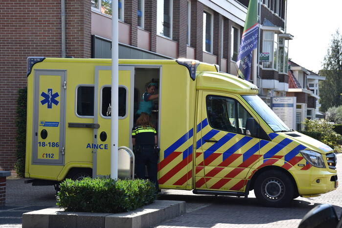 Inparkerende automobilist zorgt voor ongeval