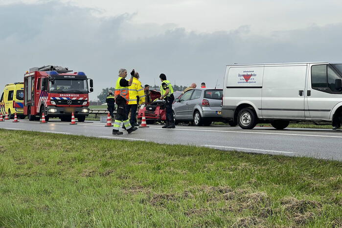 Slachtoffer bekneld bij verkeersongeval