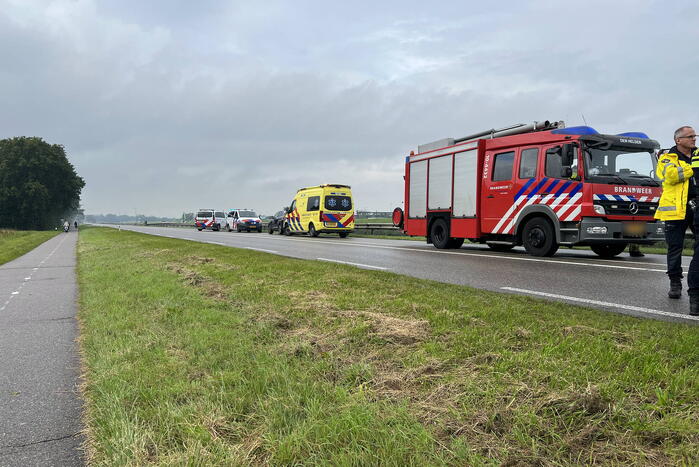 Slachtoffer bekneld bij verkeersongeval