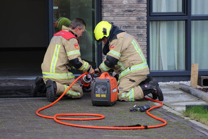 Geen gehoor bij woning, brandweer verleent toegang