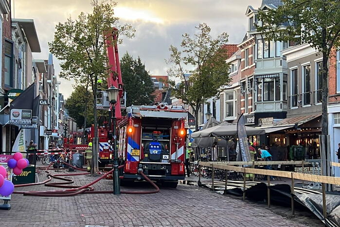 Brand bij Johnny's hamburger restaurant