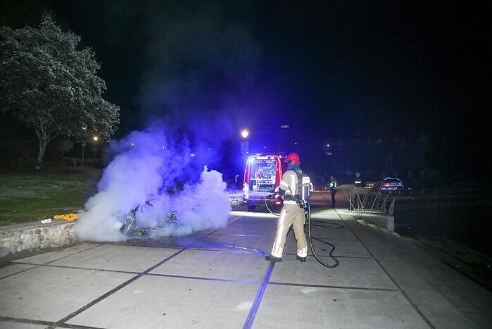 Scooter verwoest vanwege brand