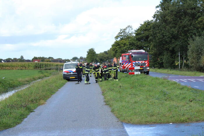 Hulpdiensten ingezet voor koe in de sloot