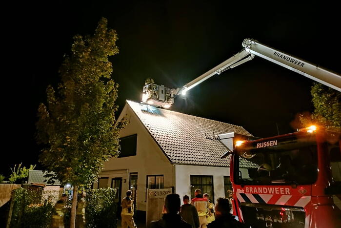 Veel rook bij brand in schoorsteen