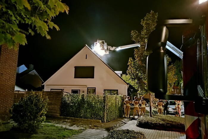 Veel rook bij brand in schoorsteen