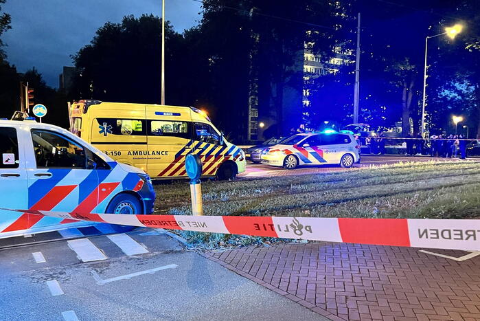 Man ernstig gewond na inslaan van raam