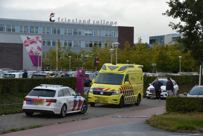 45-km voertuig botst op fietser