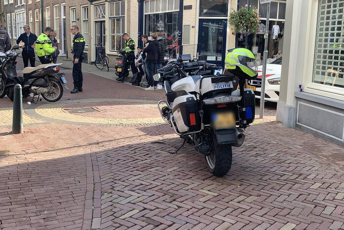 Scooterrijders gewond bij aanrijding