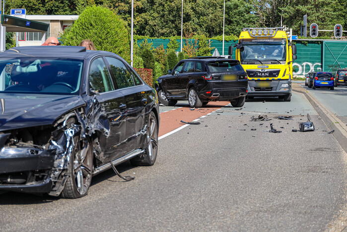 Voorwiel breekt af na botsing