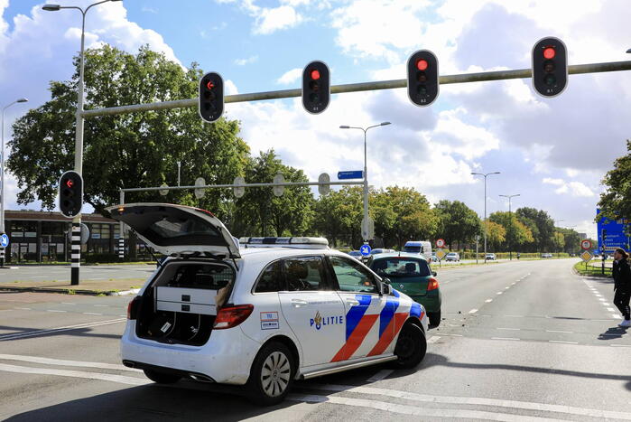 Meerdere personen gecontroleerd bij kop-staartbotsing