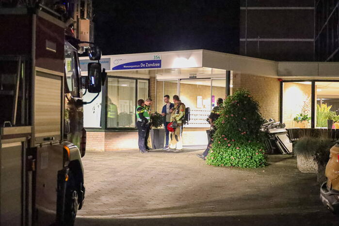 Drooggekookte pan zorgt voor rookontwikkeling wooncentrum