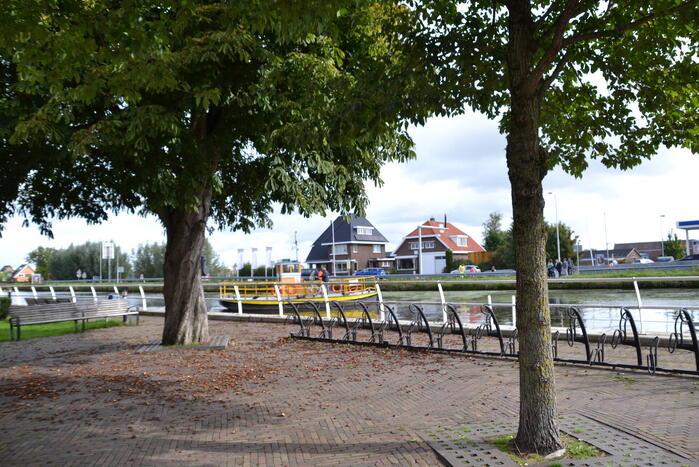 Vaarweg en verkeer gestremd door inspectie hefbrug