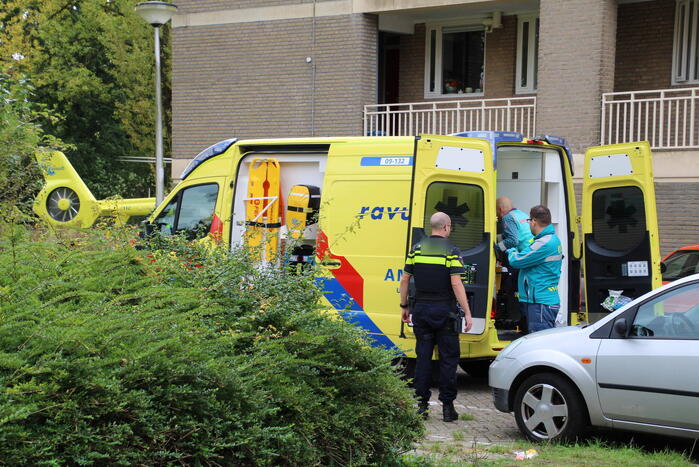 Inzet hulpdiensten bij flat