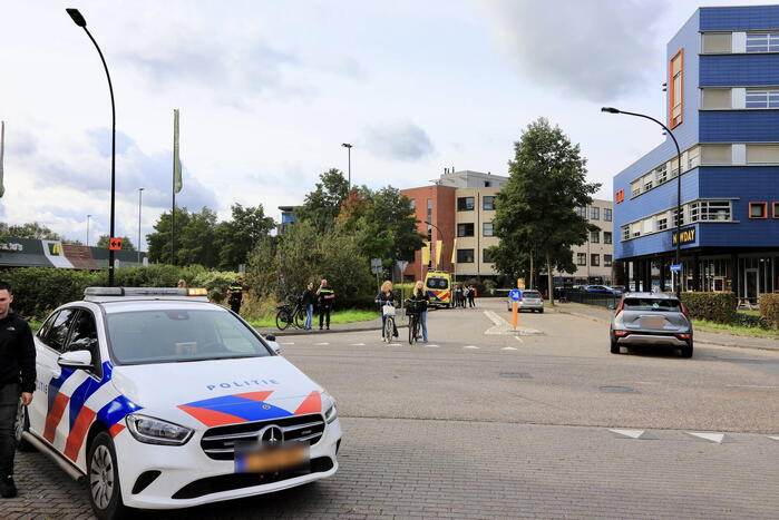 Overstekende fietser geschept tijdens oversteken