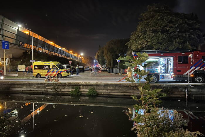 Grote uitslaande brand verwoest schuur