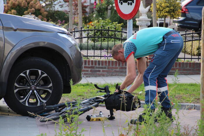 Fietser gewond bij botsing met automobilist
