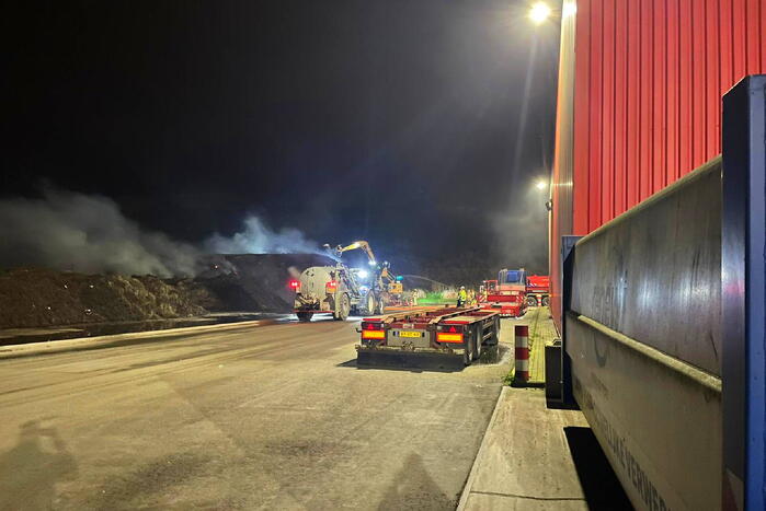 Flinke rook ontwikkeling vanwege brand bij afvalverwerkingsbedrijf Renewi Smink