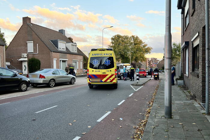 SCHADE BIJ AANRIJDING bij inrit