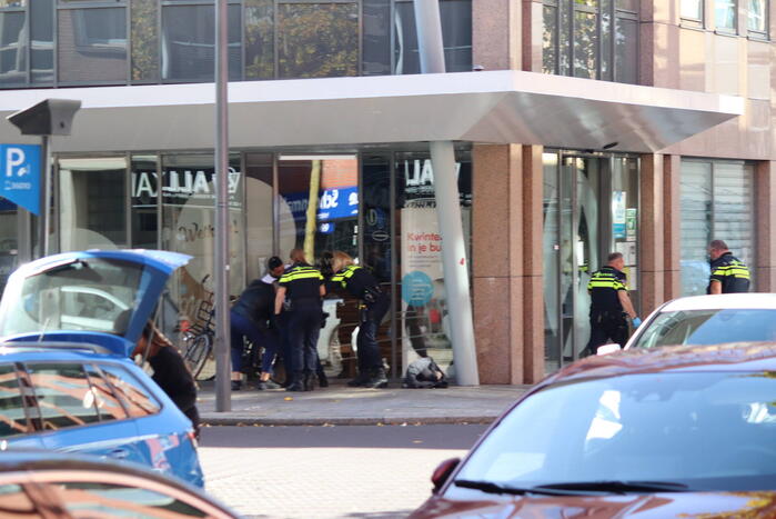 Persoon gewond bij steekpartij