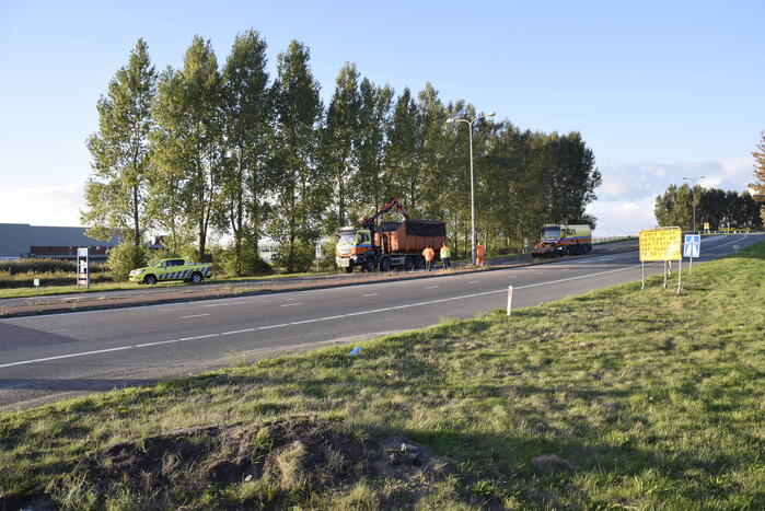Camper belandt op zijkant