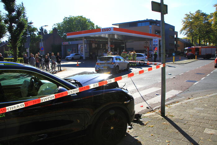 Bestuurder slaat op de vlucht na ongeval