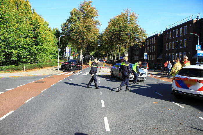 Bestuurder slaat op de vlucht na ongeval
