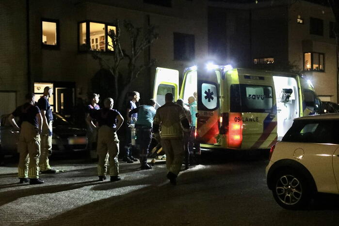 Persoon zwaargewond na val van trap