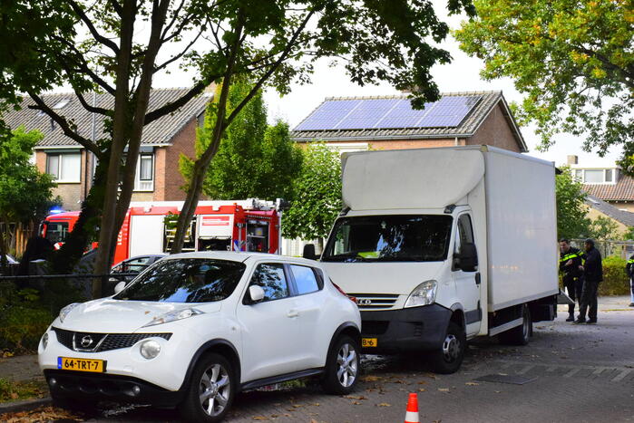 Brand in bakwagen snel geblust