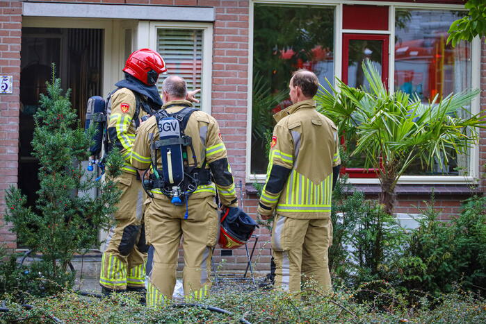 Hond uit woning gered