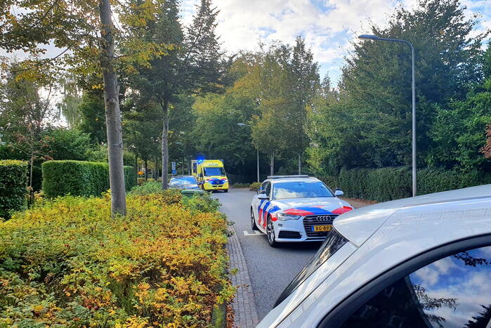 Fietsster aangereden door auto