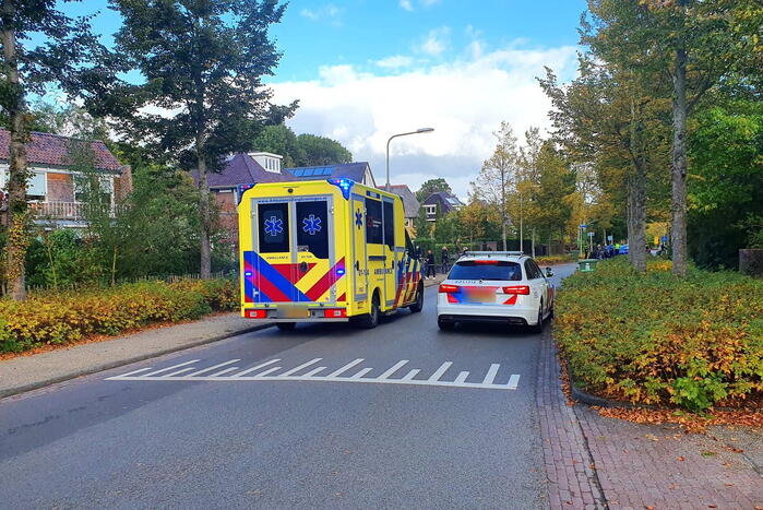 Fietsster aangereden door auto