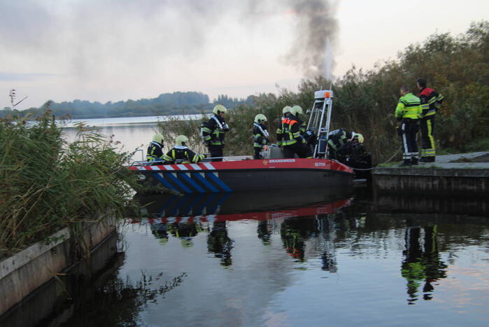 Flinke rookontwikkeling bij brand op plezierboot