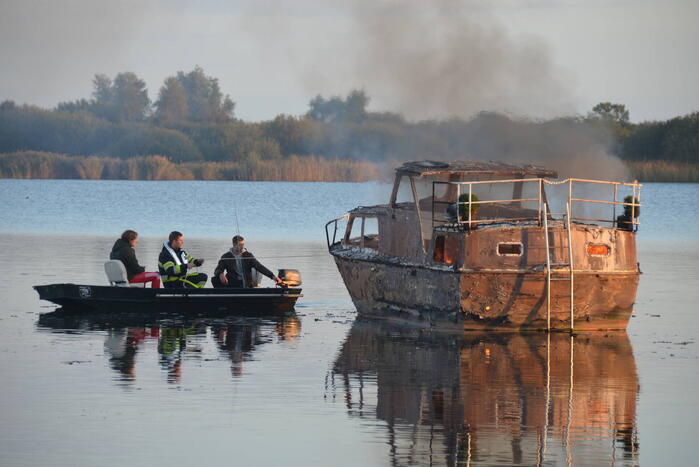 Flinke rookontwikkeling bij brand op plezierboot