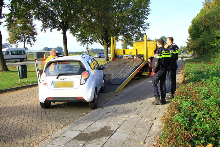 Twee automobilisten in botsing na uitwijken voor ambulance