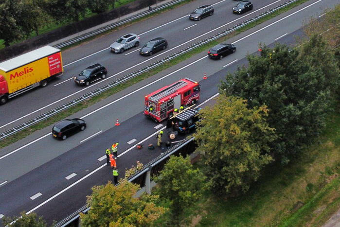 Flinke file vanwege brand in bestelbus
