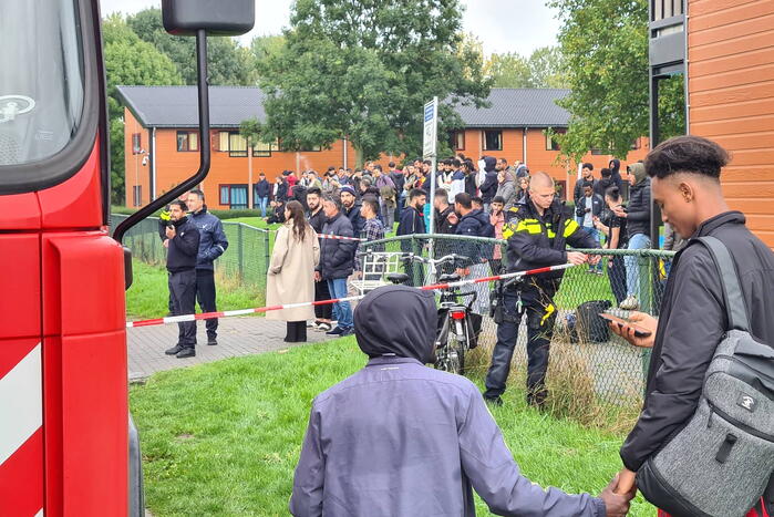 Dak van asielzoekerscentrum stort in