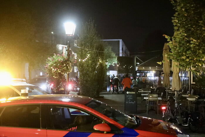 Verwarde aangehouden bij flatgebouw