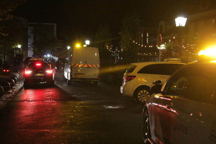 Verwarde aangehouden bij flatgebouw