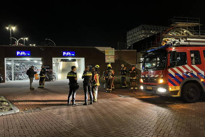 Brandweer verricht onderzoek wegens gaslucht