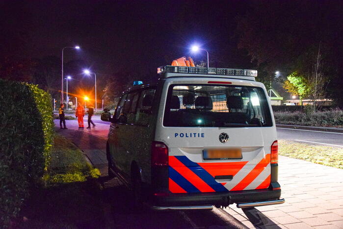 Personen gewond bij aanrijding op strand, bestuurder rijdt door