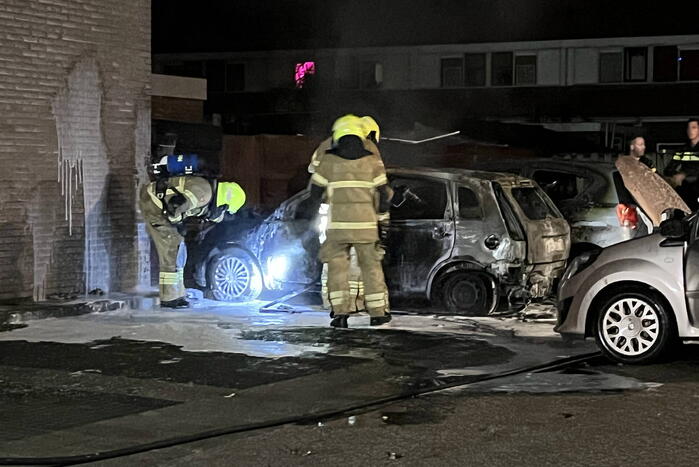 Flinke schade wegens overslaande brand