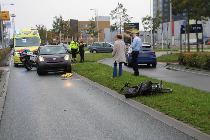 Fietser ernstig gewond bij aanrijding met auto