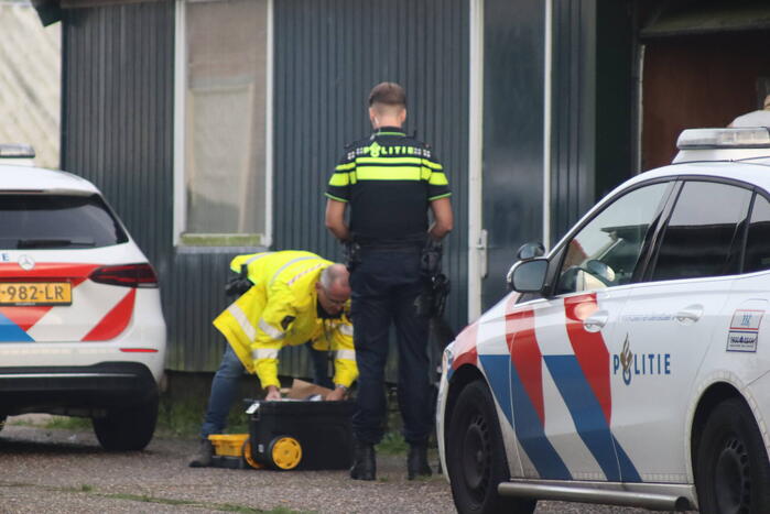 Chemicaliën voor drugs aangetroffen in garagebox