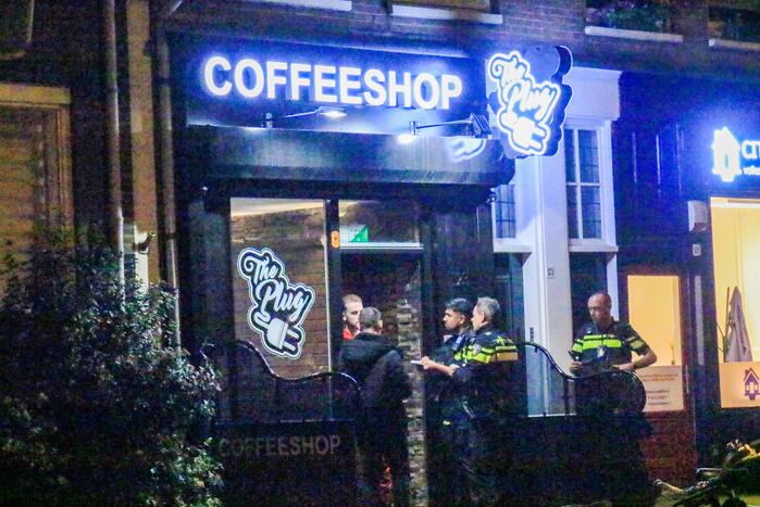 Gewapende overval op coffeeshop The Plug