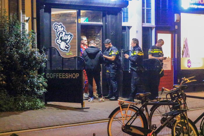 Gewapende overval op coffeeshop The Plug